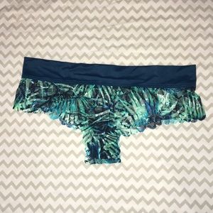 NEW PINK cheeky lace underwear